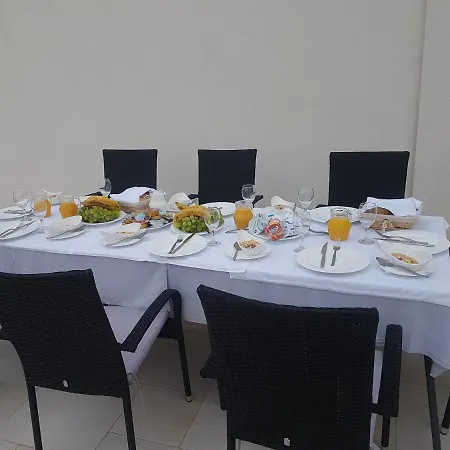 Diamond בית הארחה