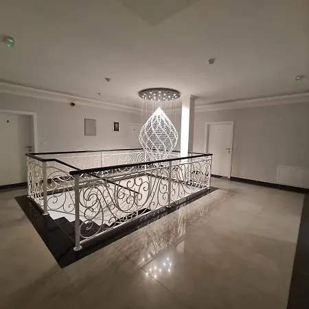 Diamond בית הארחה נין