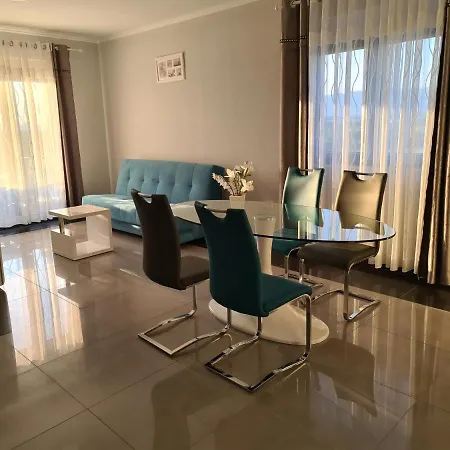 Diamond Guest house Nin