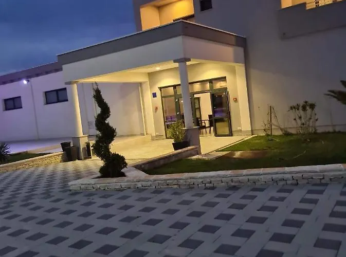 Diamond Gostinjska kuća